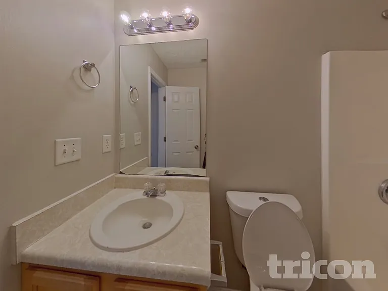 471 Sawtooth Ln — Photo 16