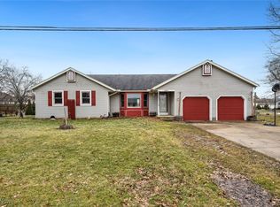 42017 Meadow Ln, Lagrange, OH 44050