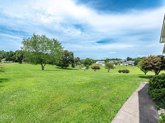 4th image of 3802 Countryside Ct
