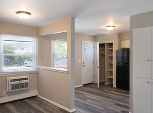 3026 W Iona Ter #1, Milwaukee, WI 53221