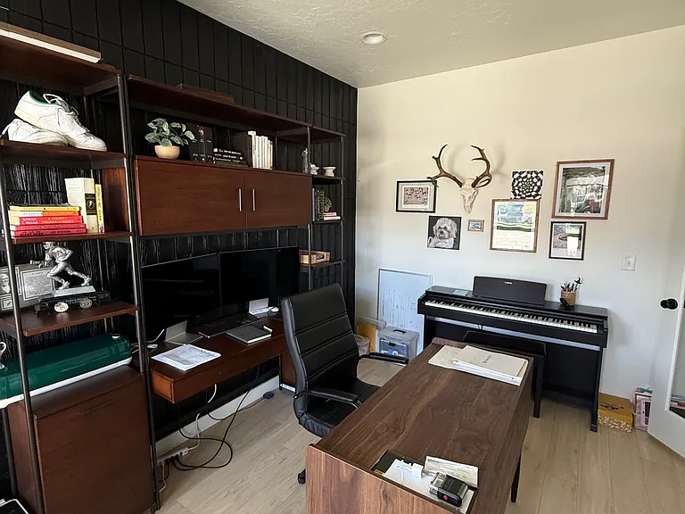 1397 Sumac Cir — Photo 19