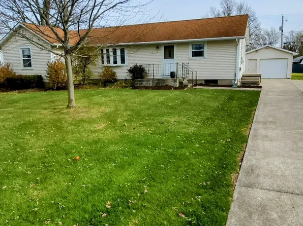 2133 Medford Dr, Fort Wayne, IN 46803