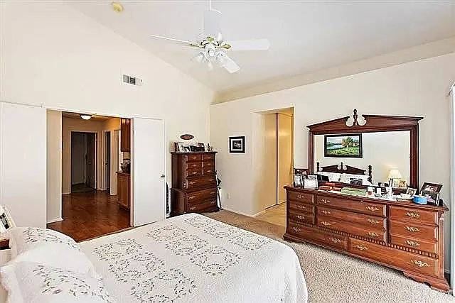 44725 Lorraine Dr — Photo 7