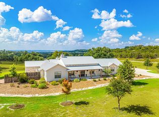 42 Coyote Run, Fredericksburg, TX 78624