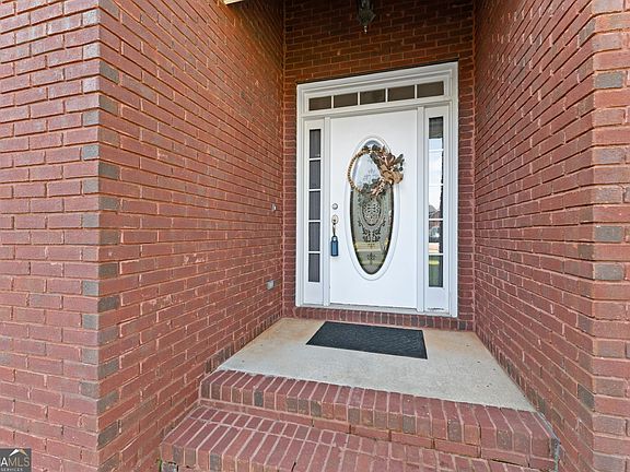 5th image of 806 Huntwood Ln