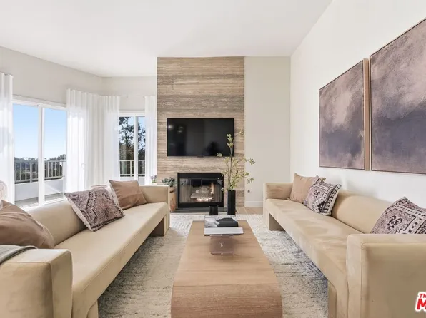 6489 Cavalleri Rd APT 305, Malibu, CA 90265