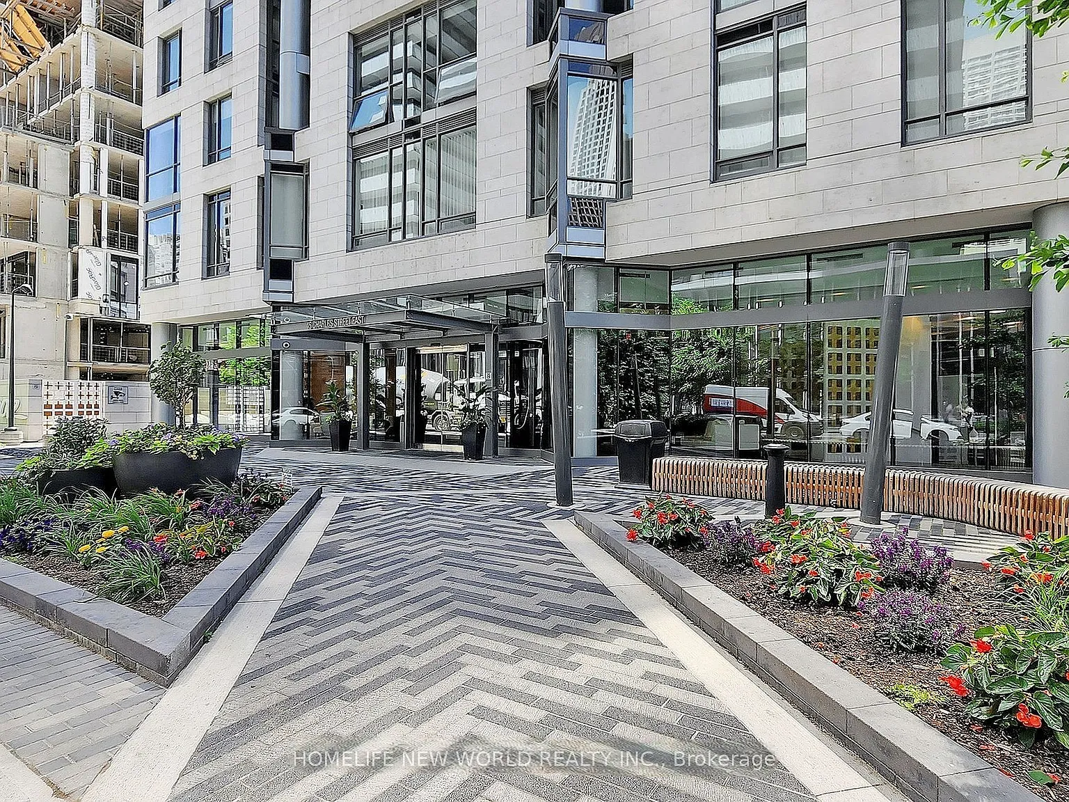 2 bed, $2,600 — Photo 4