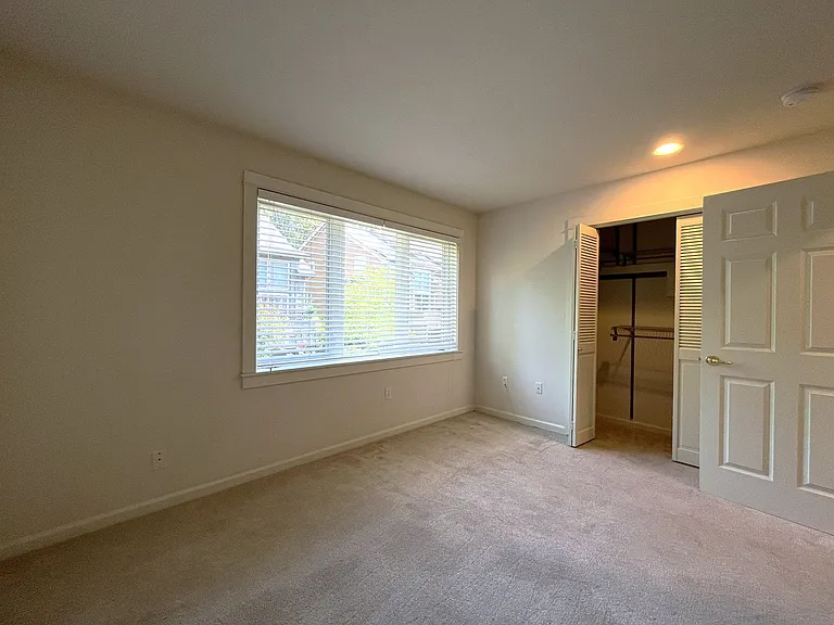 10272 NW Alder Grove Ln — Photo 15