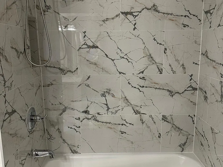 Upstairs full bath