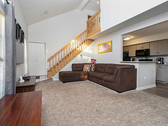4th image of 1105 N Knollwood Dr