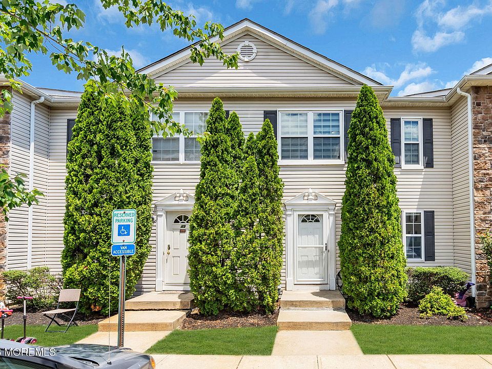1st image of 51 Aspen Court