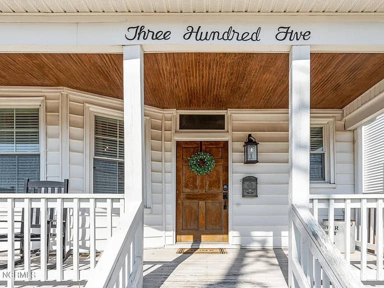 305 Harnett St — Photo 34