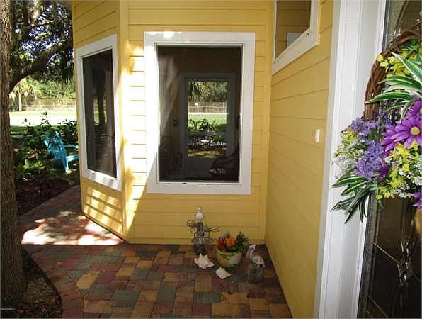 2nd image of 2690 Frontier Dr