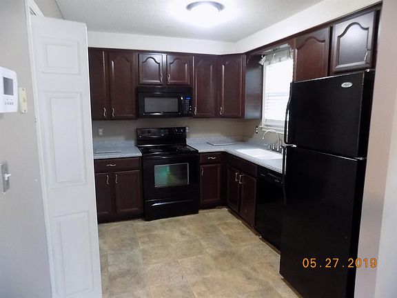 3rd image of 513 Mallory Dr