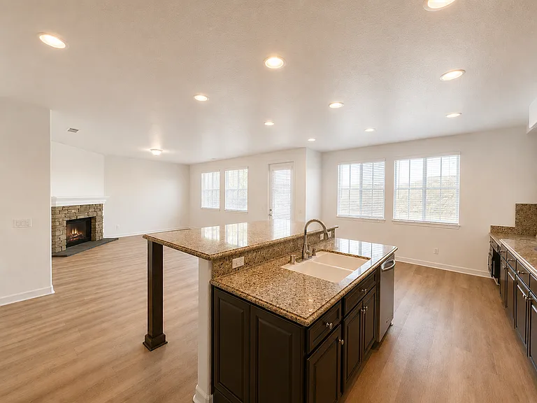 46338 Durango Dr — Photo 12
