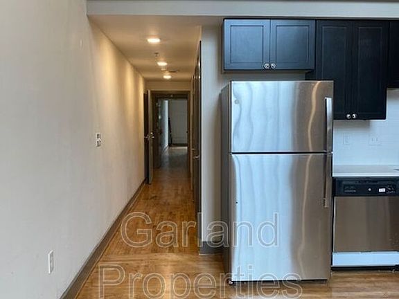 4th image of 821 Salem Ave SW #2