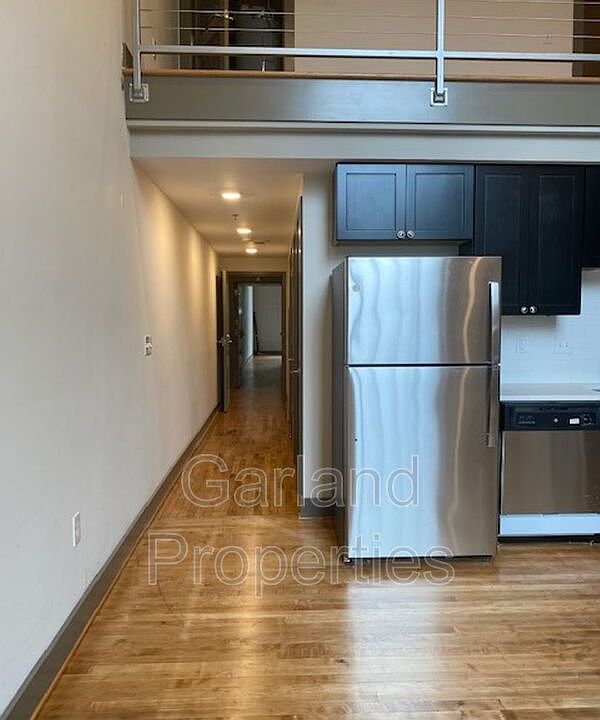 1st image of 821 Salem Ave SW #6