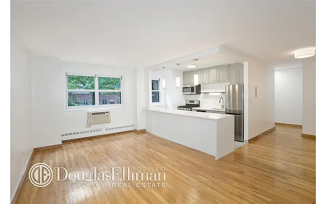Sold by Douglas Elliman | media 14