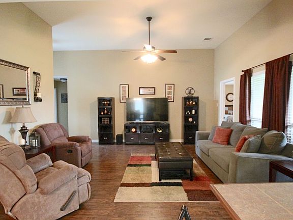 3rd image of 15408 Timberstone Dr