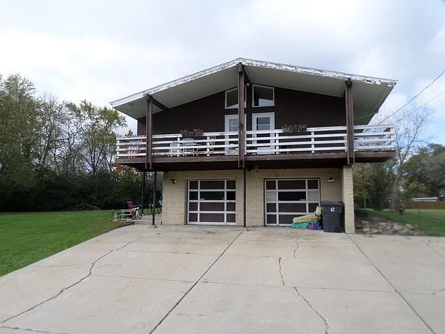 2nd image of 3330 100th Ave