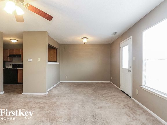 3rd image of 1261 Kenwood Dr