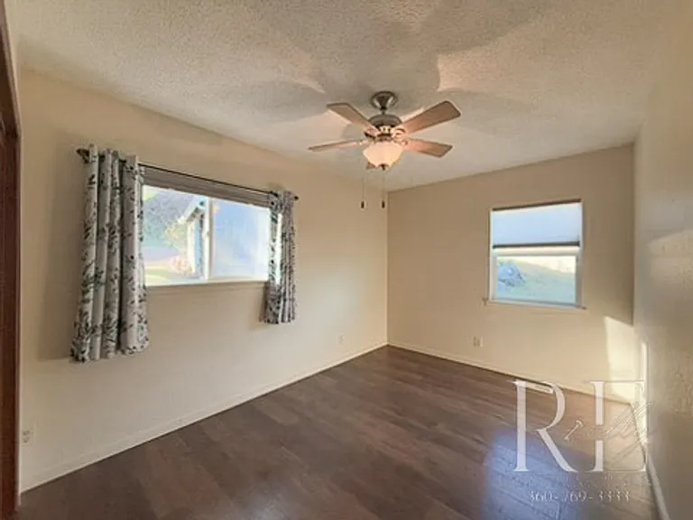 5765 Watauga Beach Dr E — Photo 23
