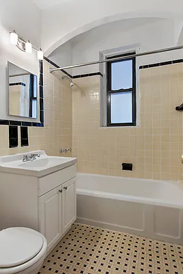 Sold by Brooklyn Real Inc | media 8