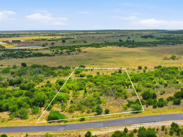 1008 Enchanted Rock Ct, Graford, TX 76449
