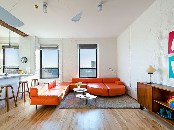2nd image of 25 Carroll St APT 5B