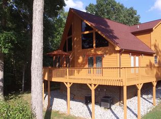 85 Great View Ln, Marietta, SC 29661