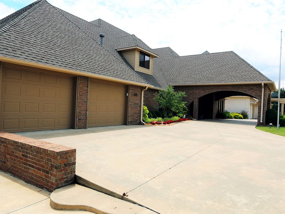 2nd image of 3116 Cadet Rd