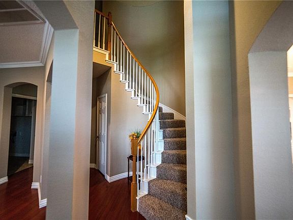 3rd image of 2504 Katina Dr