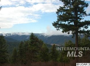 16 Canyon Creek Rd, Orofino, ID 83544
