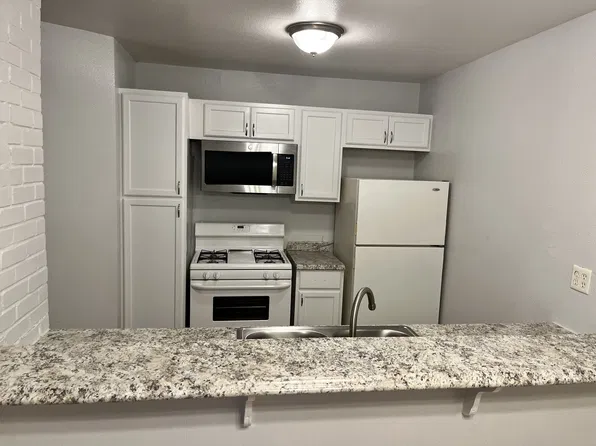 Westwinds Apartments