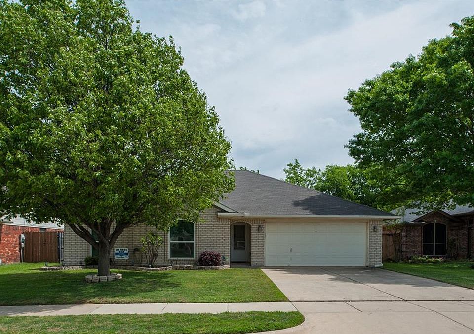 1st image of 113 Roberts Dr