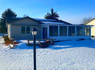 131 Riverside Dr, Cheboygan, MI 49721