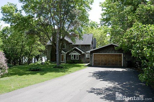 2nd image of 3155 Casco Cir