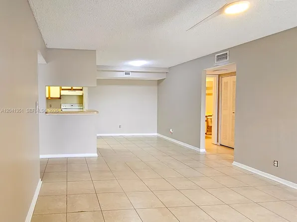 5654 Rock Island Rd APT 227, Fort Lauderdale, FL 33319