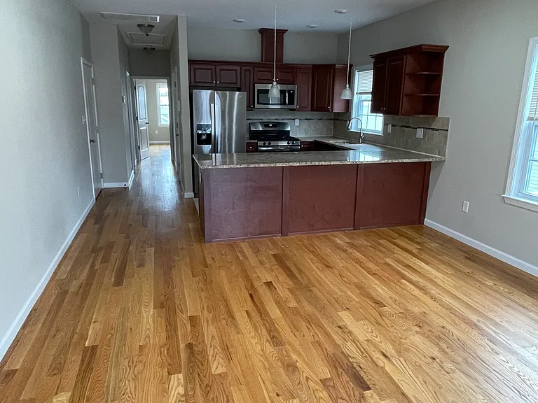48 Searing Ave #2 — Photo 2