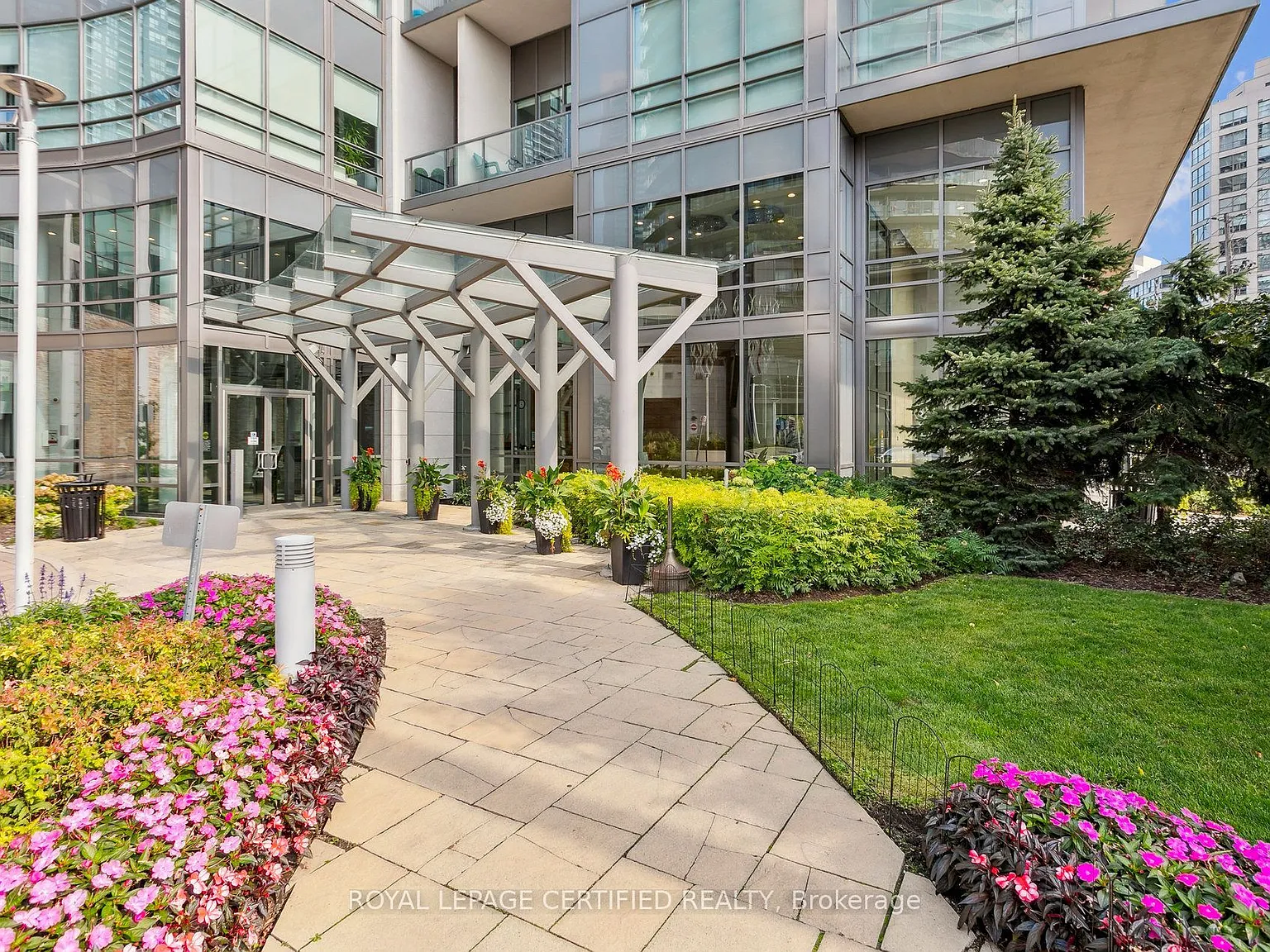 2 bed, $2,800 — Photo 3