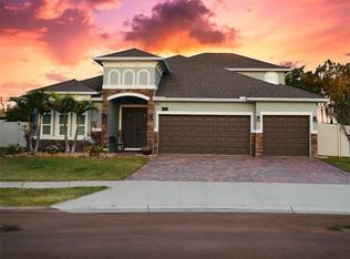 734 Calabria Way, Howey In The Hills, FL 34737