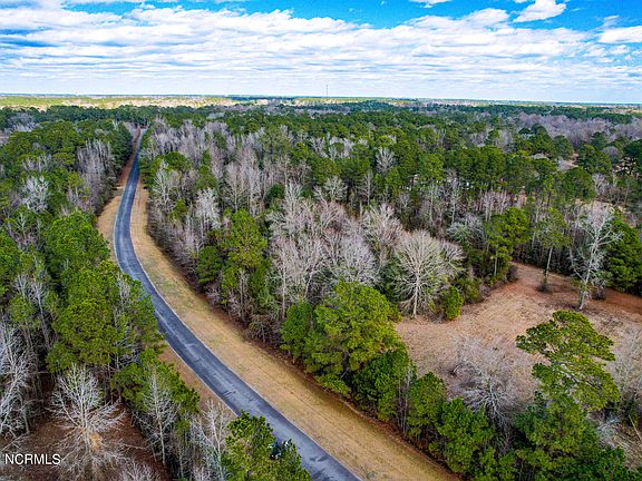 2nd image of 7 Acres Country Club Drive