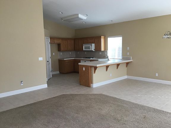 3rd image of 8087 N Paula Ave