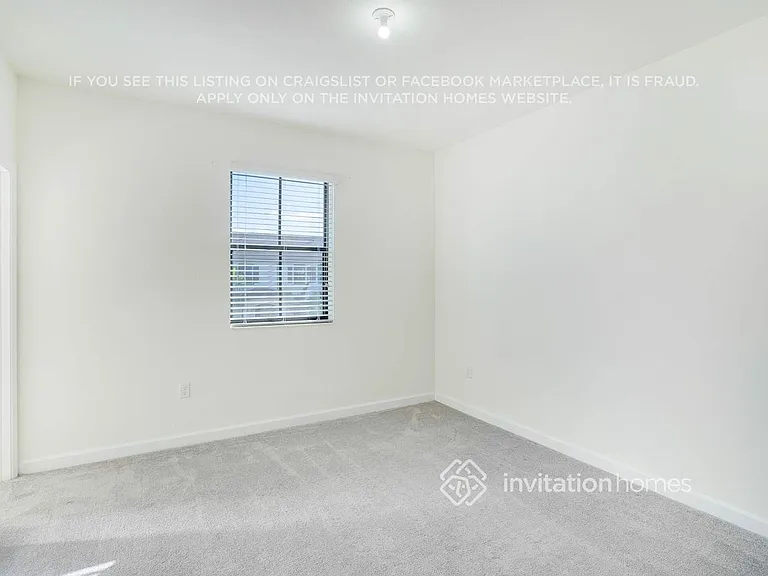 3373 W 105th Ter — Photo 15