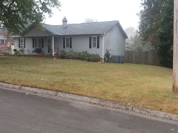 2nd image of 2313 Eau Clair Dr