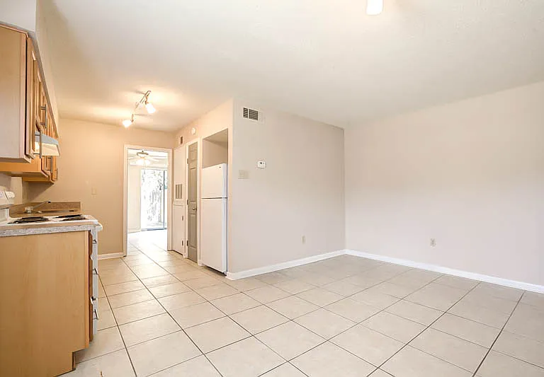 4220 Belvedere St #3 — Photo 10