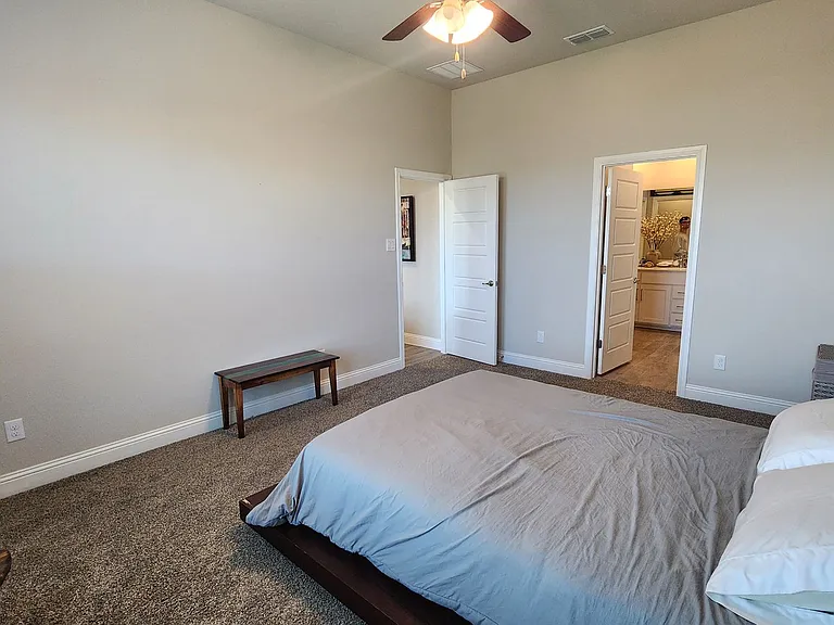2221 Redwing Dr — Photo 32