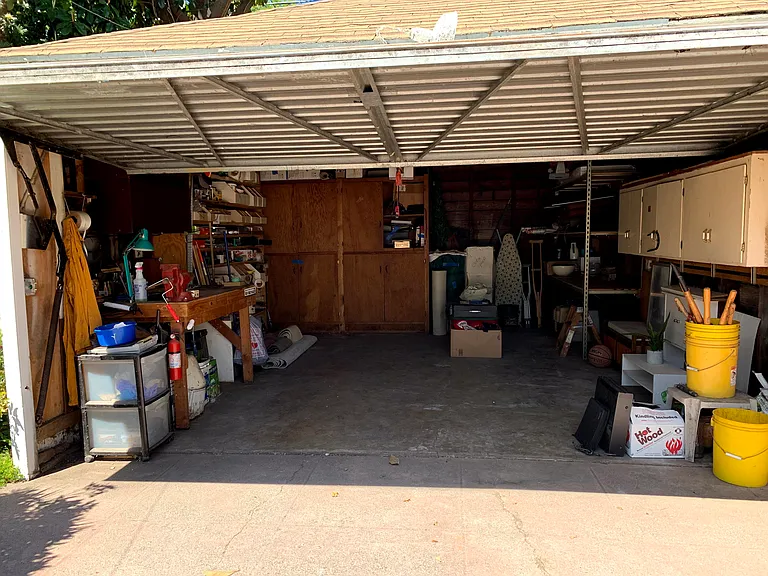 1111 W Elm St — Photo 15