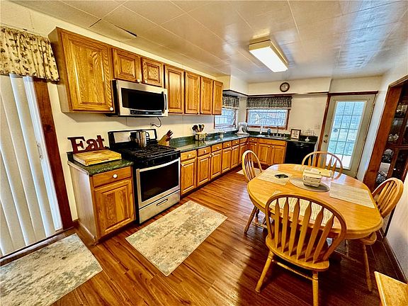 5th image of 115 Martinko Ln