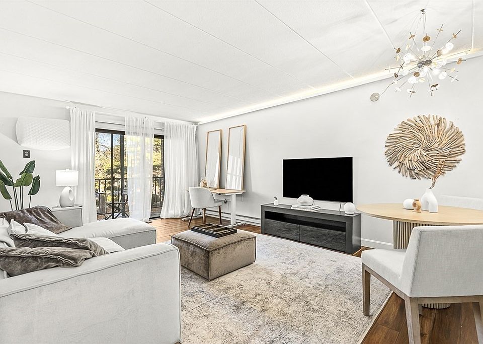 1st image of 235 Winthrop St APT 2210
